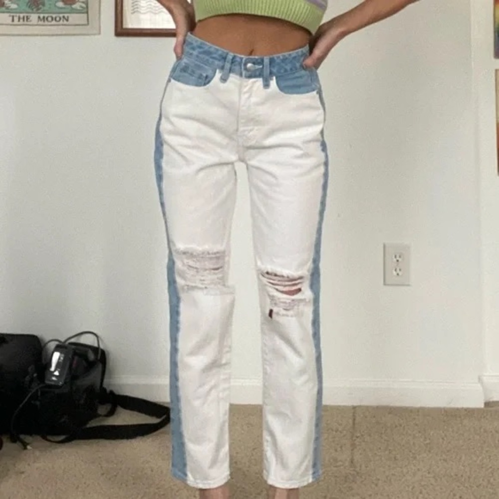 PacSun Two-Tone White and Blue Mom Jeans